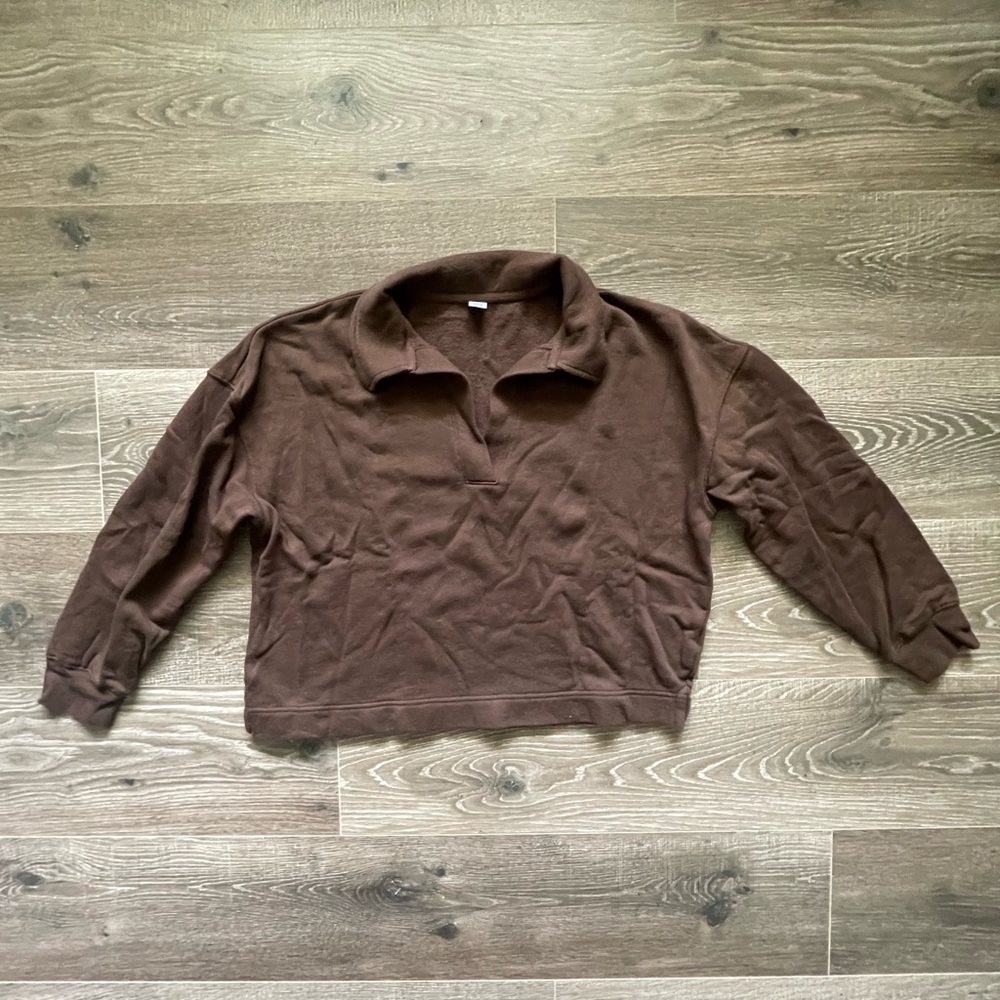 Old Navy cropped polo sweatshirt